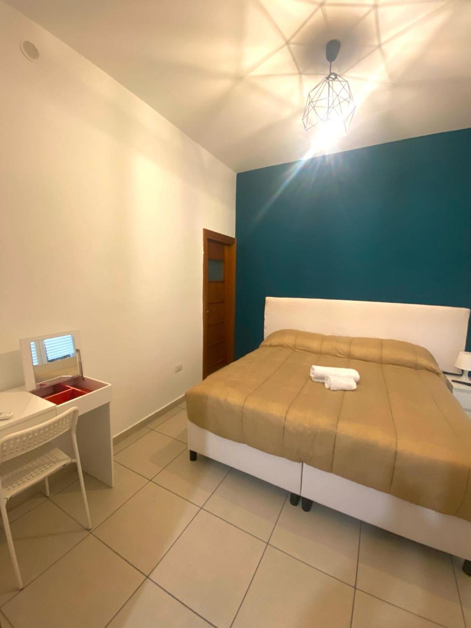 B&B Napoli Duomo Номер фото